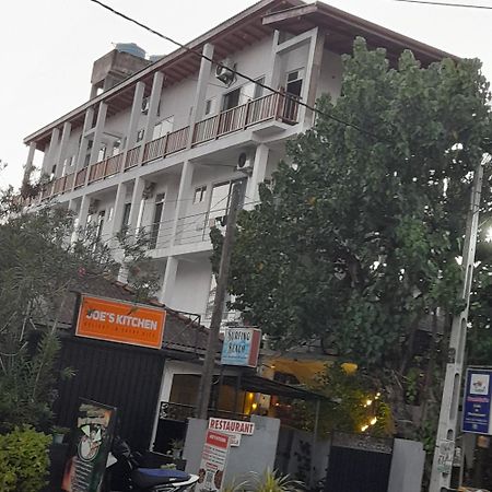 Hotel Remember Hikkaduwa Exterior photo