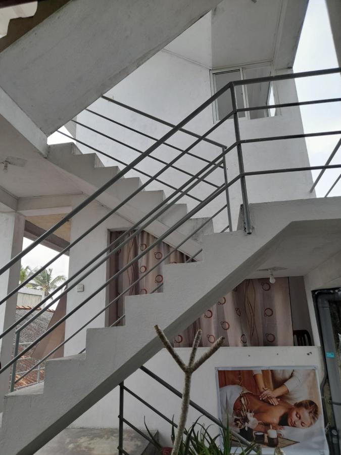 Hotel Remember Hikkaduwa Exterior photo